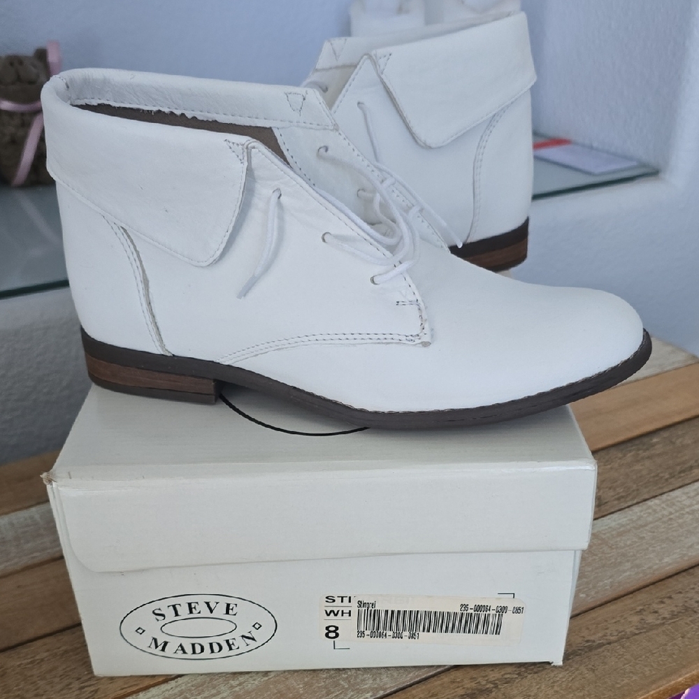 Steve Madden White Lace-Up Ankle Boots